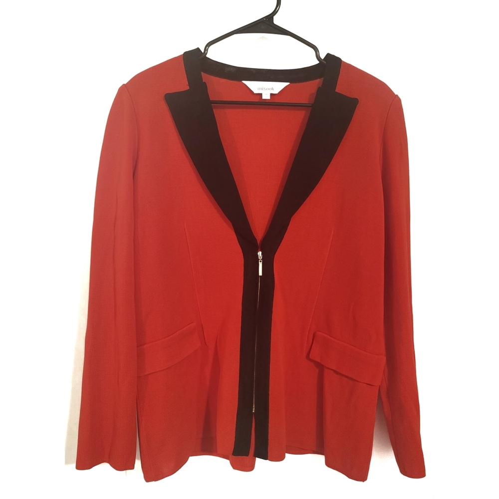 EXCLUSIVELY MISOOK BLACK RED ZIP FRONT JACKET